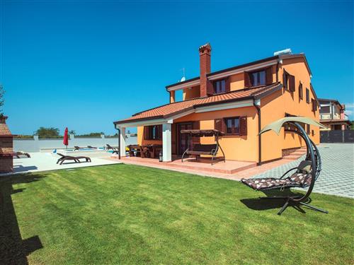Holiday home - 14 persons -  - Pula - 52100