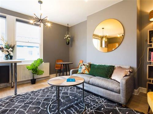 Holiday apartment - 4 persons -  - London West End - W6 7PZ