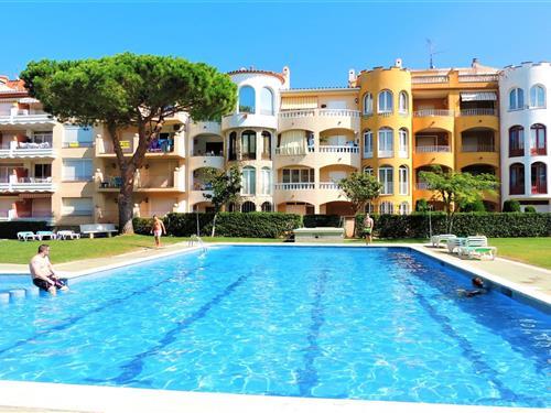 Holiday Home/Apartment - 4 persons -  - 17487 - Empuriabrava