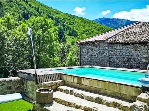 Holiday home - 6 persons -  - Impasse de Coulineyre - 07330 - Barnas