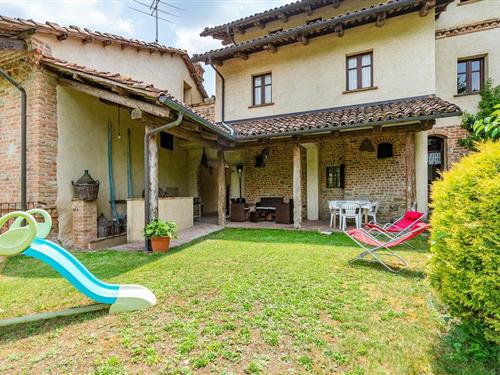 Ferielejlighed - 4 personer -  - Via Mazzini - Asti - 14020 - Aramengo At