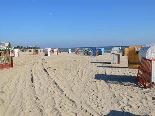 Holiday Home/Apartment - 4 persons -  - Strandpark - 23375 - Großenbrode