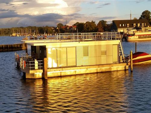 Husbåt - 4 personer -  - 18311 - Ribnitz-Damgarten