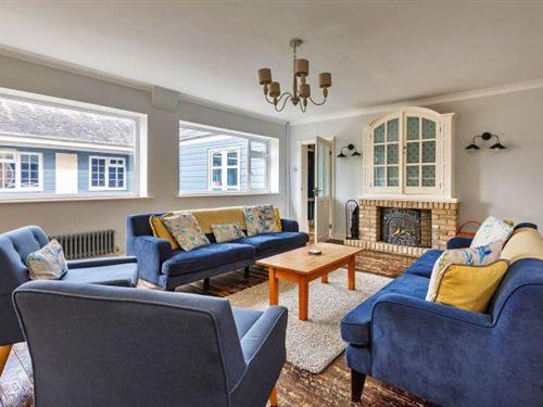 Holiday home - 7 persons -  - PE33 9DX - Crimplesham