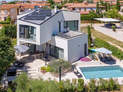 Holiday home - 10 persons -  - Istarske Kontrade - Porec-Vabriga - 52440 - Porec