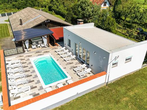 Holiday home - 4 persons -  - Ulica 1. svibnja - Bjelovar - Kapela - 43203 - Kapela