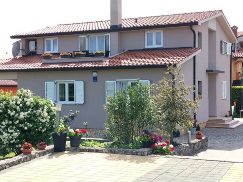 Holiday apartment - 5 persons -  - Nedescina - 52231 - Nedescina