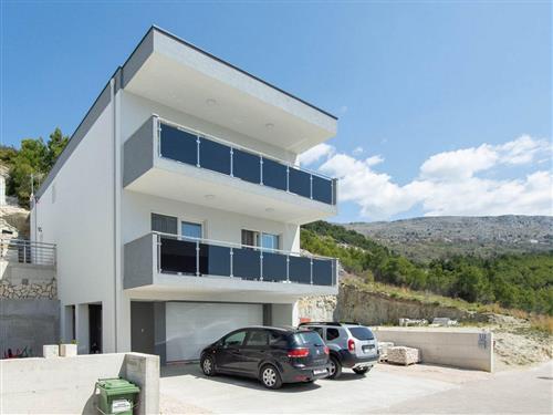 Holiday apartment - 9 persons -  - Ratnih žrtava - 21312 - Podstrana