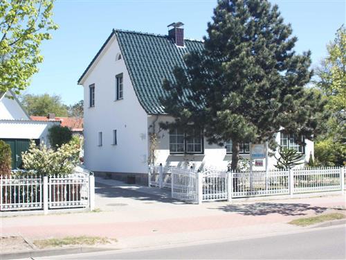 Holiday Home/Apartment - 2 persons -  - Dollahner Str. - 18609 - Binz