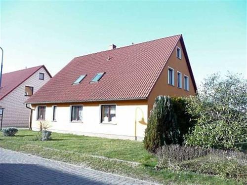 Holiday Home/Apartment - 4 persons -  - Lobbe 2 a - 18586 - Mönchgut