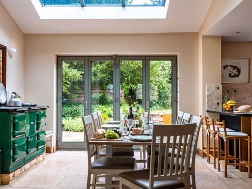 Holiday home - 6 persons -  - OX7 6FW - Kingham