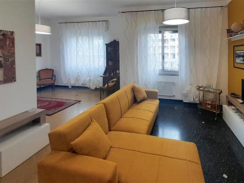 Sommerhus - 5 personer -  - Via Salvo D'acquisto - 16138 - Genova