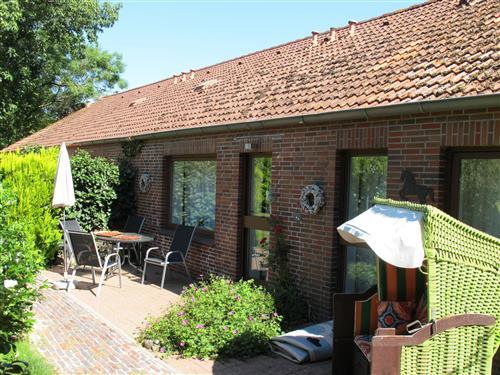 Holiday Home/Apartment - 4 persons -  - Bahnhofstrasse - 26553 - Dornum