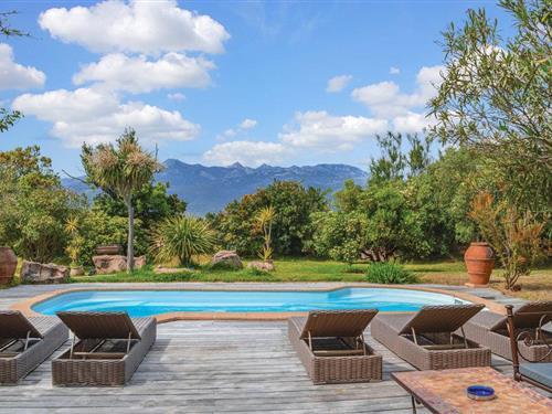 Feriehus - 9 personer -  - U Campagninu - 20114 - Figari