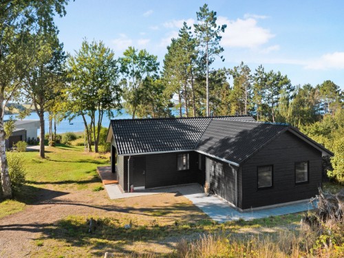 Sommerhus - 8 personer -  - Strandholmen - Faldsled - 5642