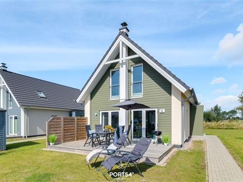 Holiday Home/Apartment - 6 persons -  - An de Noordkant - 25761 - Büsum