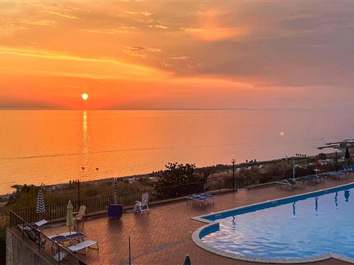 Sommerhus - 6 personer -  - Parco Girasole - 87020 - Bonifati