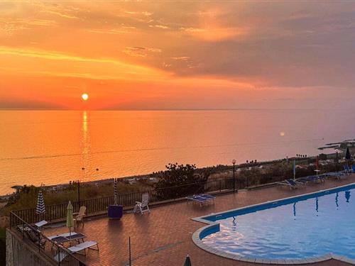 Sommerhus - 6 personer -  - Parco Girasole - 87020 - Bonifati