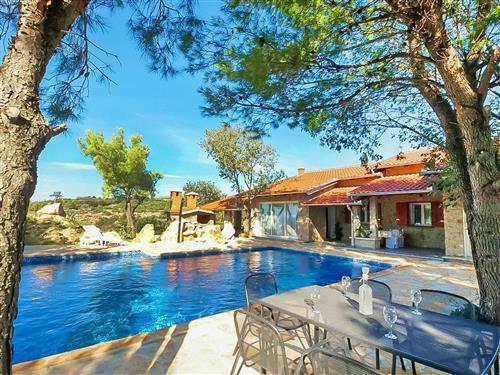 Holiday home - 8 persons -  - Obrovac - 23450