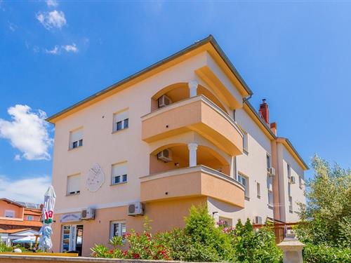 Holiday Home/Apartment - 7 persons -  - Munida - 52203 - Medulin