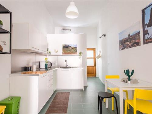 Ferienhaus - 3 Personen -  - 90133 - Palermo