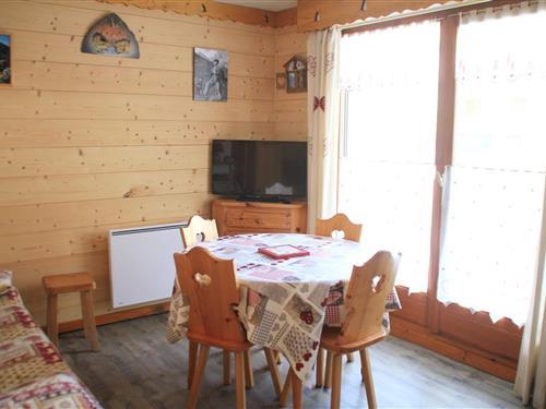 Holiday Home/Apartment - 4 persons -  - 74390 - Châtel