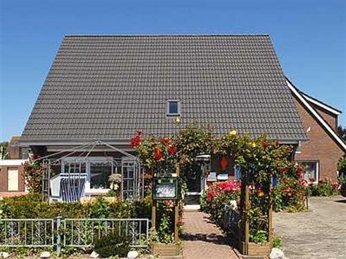 Holiday Home/Apartment - 6 persons -  - Wiesenweg - 26427 - Neuharlingersiel