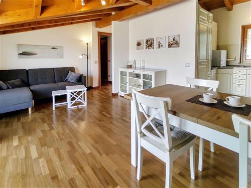 Ferielejlighed - 4 personer -  - Porto Valtravaglia - 21010