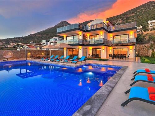 Ferielejlighed - 10 personer -  - 07580 - Kalkan