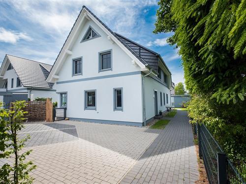 Holiday Home/Apartment - 7 persons -  - Barther Straße 23(alt - 18374 - Zingst