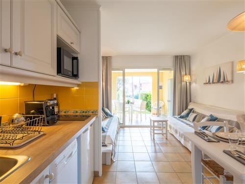 Holiday Home/Apartment - 4 persons -  - Les Issambres - 83380