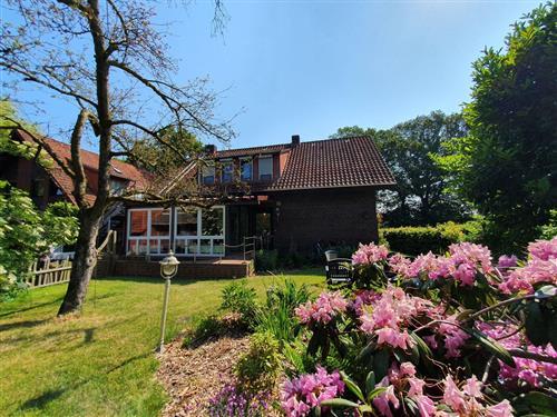 Ferienhaus - 4 Personen -  - Jübberder Straße - 26670 - Uplengen