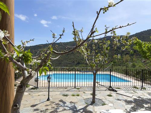 Holiday Home/Apartment - 6 persons -  - 04868 - Laroya