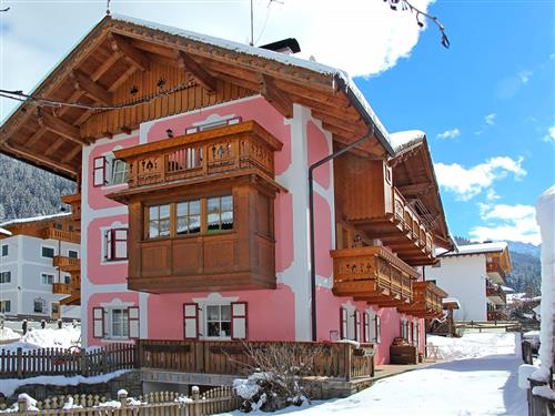 Holiday Home/Apartment - 6 persons -  - Pozza Di Fassa - 38036