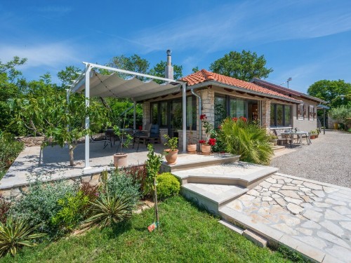 Holiday home - 4 persons -  - Peroj - Fazana- Peroj - 52212 - Peroj