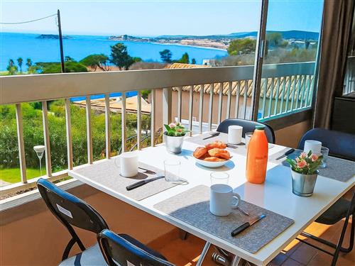 Holiday apartment - 6 persons -  - Sanary Sur Mer - 83110