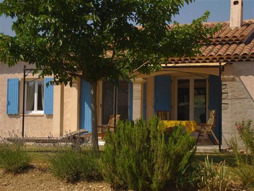 Holiday Home/Apartment - 4 persons -  - 38 L'orée du golf - 04860 - Pierrevert