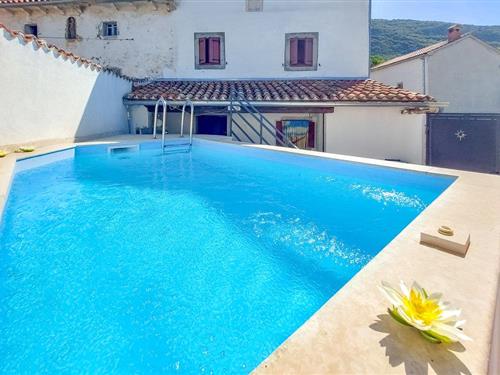 Holiday home - 8 persons -  - Lanisce - Buzet-Lanisce - 52420 - Buzet