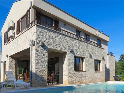 Holiday home - 10 persons -  - Ulica Brajdice - Liznjan - 52203 - Medulin