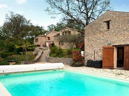 Holiday home - 12 persons -  - Route d'Eyguières - Buis-Les-Baronnies - 26170 - Plaisians