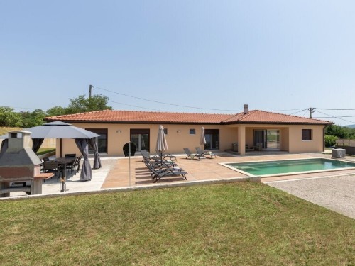 Fritidshus - 8 personer -  - 52220 - Labin