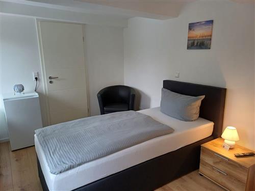 Rom - 1 person -  - Helmstedter Straße - 38154 - Königslutter