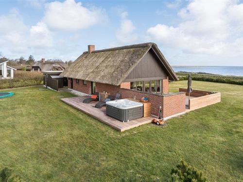 Sommerhus - 5 personer -  - Gjelleroddevej - Gjellerodde Strand - 7620 - Lemvig