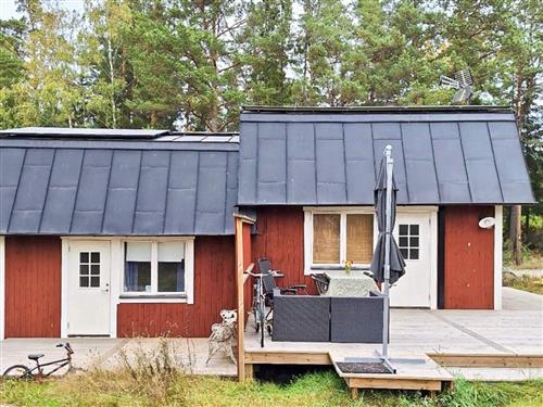  - 6 personer -  - Styrsvik - 13038 - Runmarö