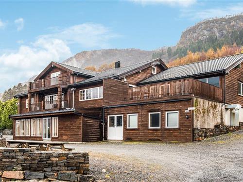 Holiday home - 22 persons -  - Dreganesvegen - 5580 - Ølen