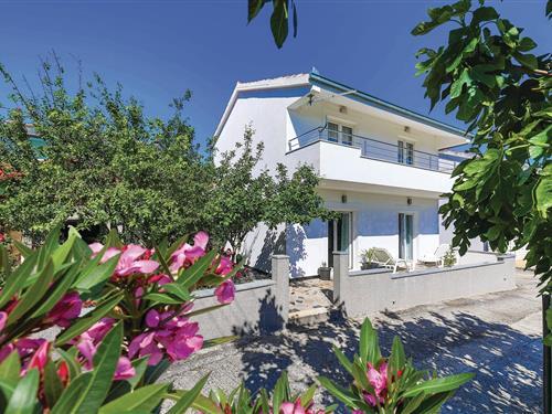 Holiday home - 8 persons -  - Put Ukinjskog - Trogir-Poljica - 21222 - Poljica