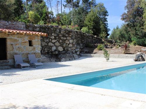 Sommerhus - 9 personer -  - Tondela - 3460-472