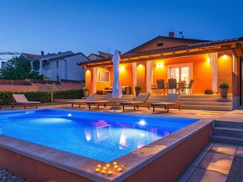 Holiday home - 6 persons -  - Lakvere - Pula-Skatari - 52100 - Pula