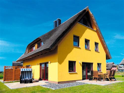 Holiday Home/Apartment - 6 persons -  - Am Breetzer Bodden - 18569 - Vieregge