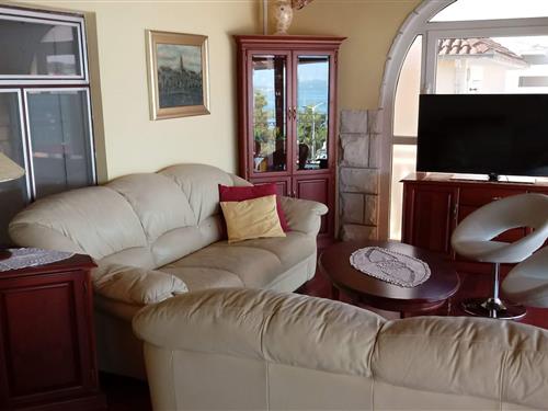 Ferielejlighed - 6 personer -  - 21223 - Okrug Gornji